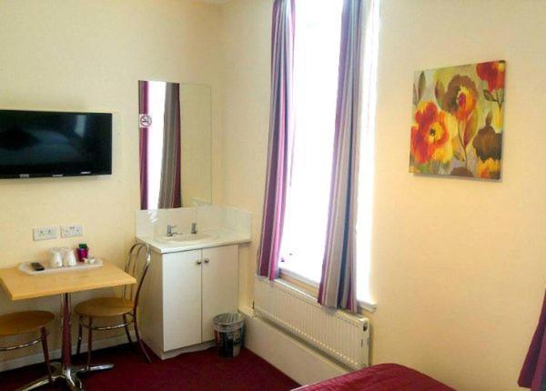 St Nicholas Hotel londyńska dzielnica londyńska dzielnica Harrow Zewnętrze zdjęcie