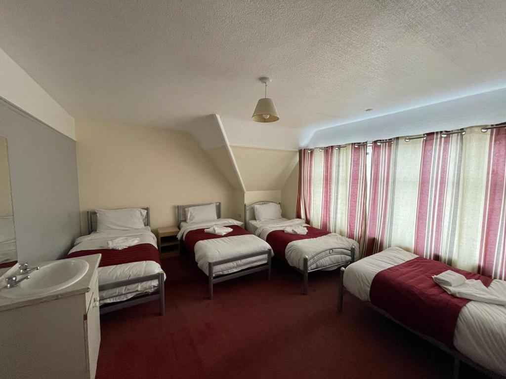 St Nicholas Hotel londyńska dzielnica londyńska dzielnica Harrow Zewnętrze zdjęcie